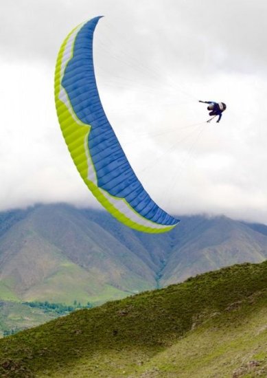 (image for) Ozone Buzz Z4 Paraglider